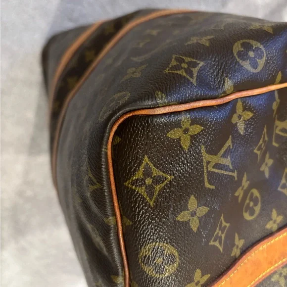 Auth Louis Vuitton Keepall 50 Monogram Travel Bag - Picture 6 of 16